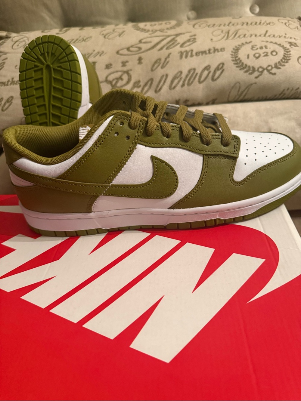 Nike DUNK LOW RETRO - Picture 9 of 9